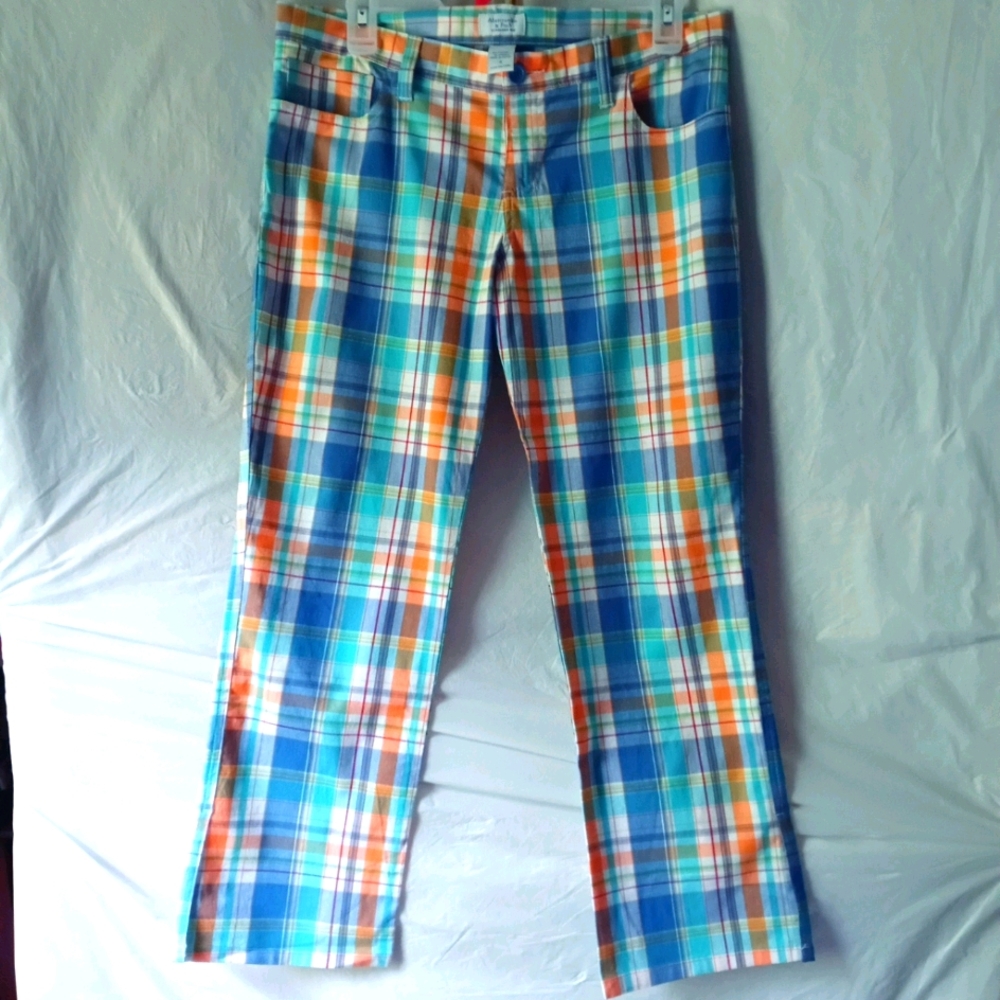 Abercrombie & Fitch Capri's